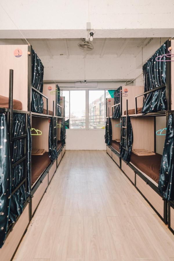 Liberta Hostel Bangkok Kültér fotó