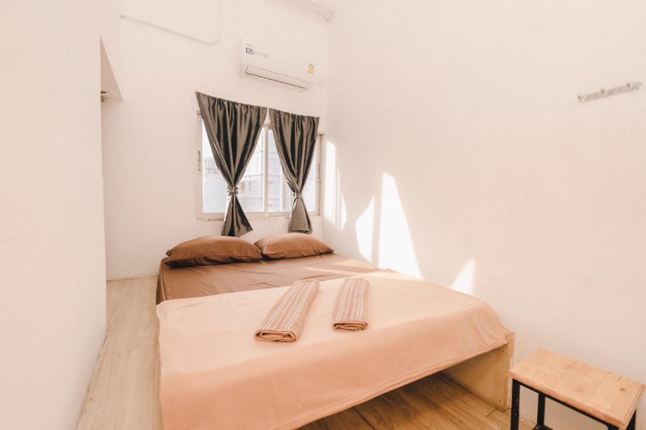 Liberta Hostel Bangkok Kültér fotó